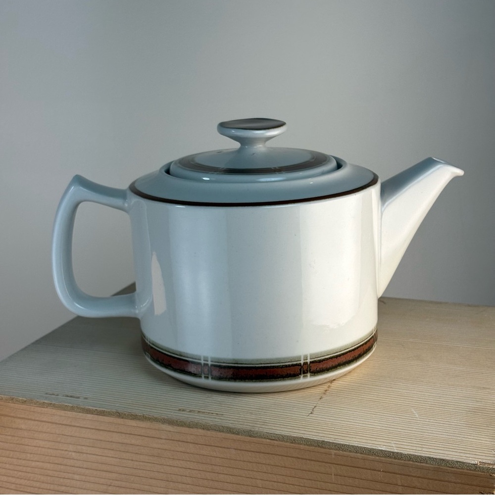 Mid Century Danish Modern Selandia Pattern By Desiree Tea Pot Made in Denmark